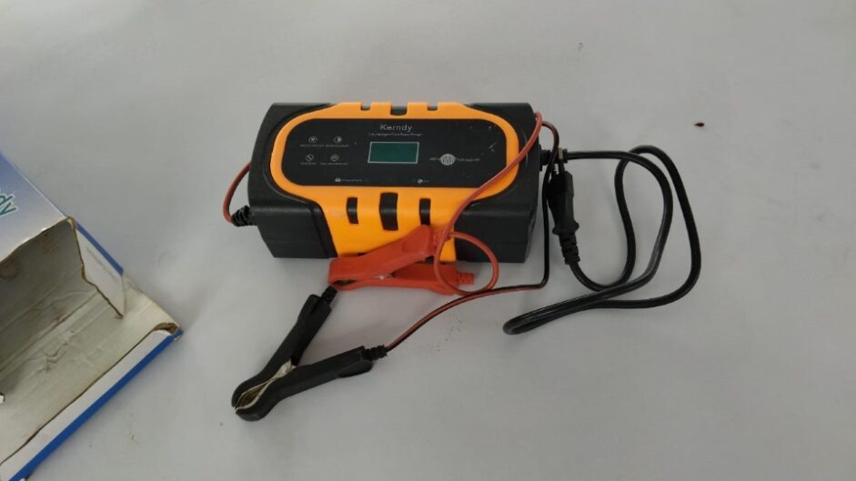 Baterai Charger (cas Aki)